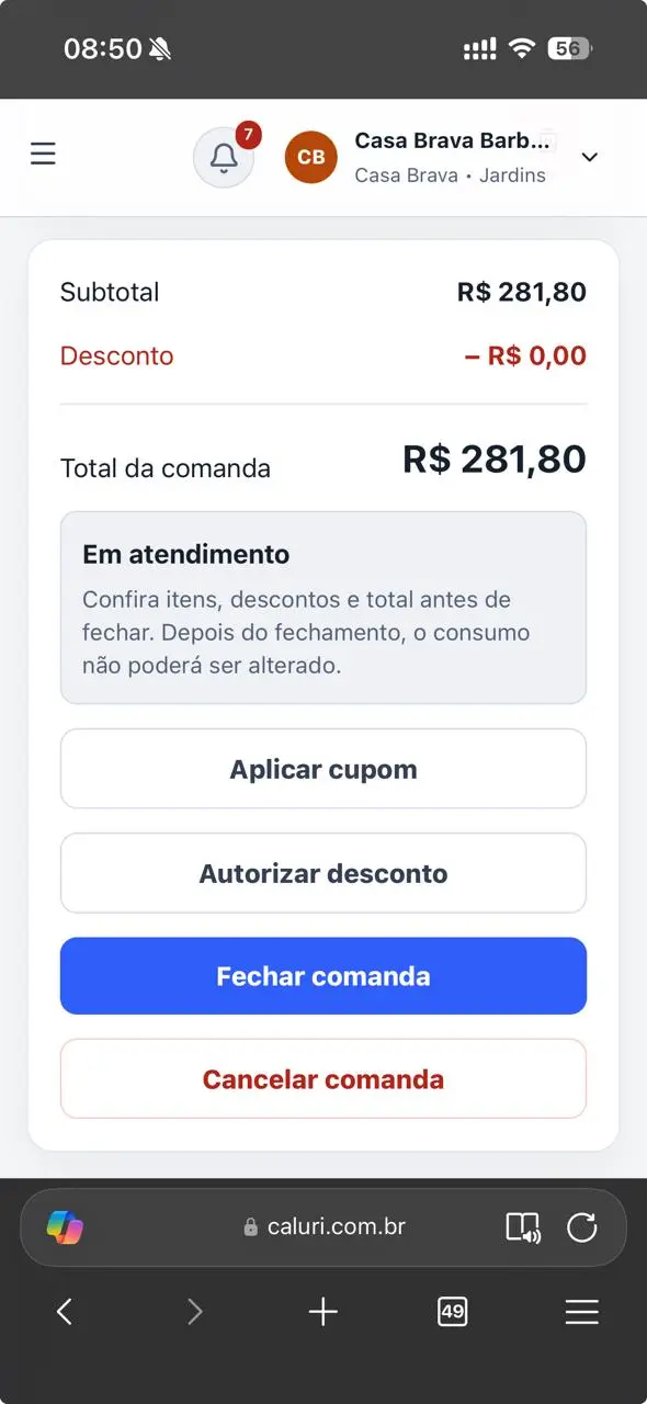Comanda com serviços e produtos na versão mobile da Caluri